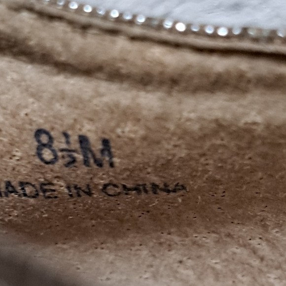 LuLu Townsend Shimmering Gold Heels  Size 8.5 - Picture 12 of 12